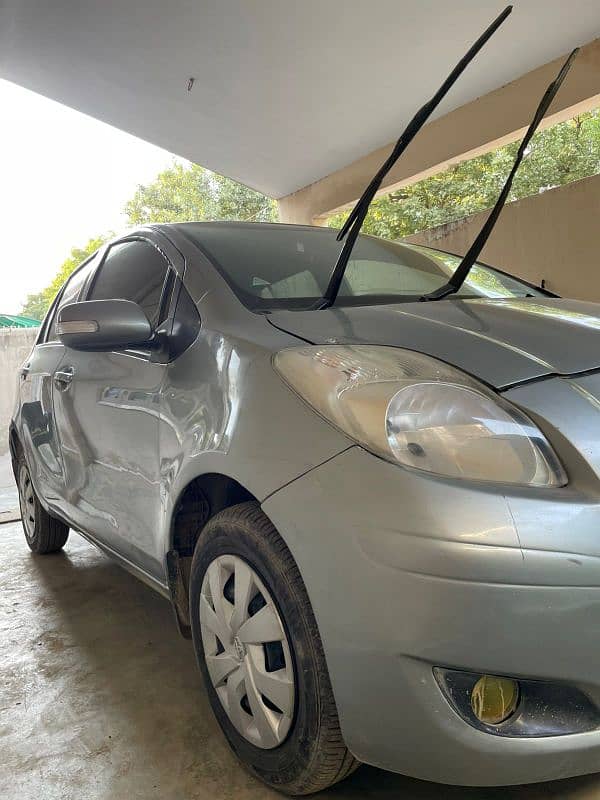 Toyota Vitz 2007 1