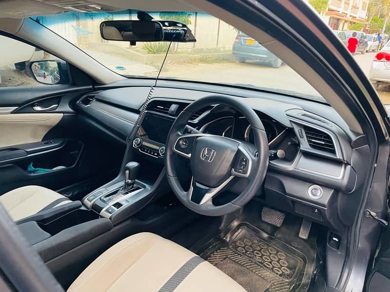 Honda Civic Oriel 2019 6