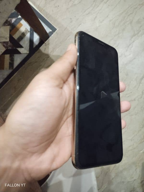 Iphone xs max 5