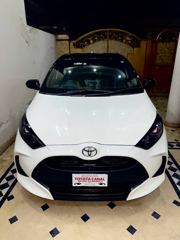 Toyota Yaris 2022 4