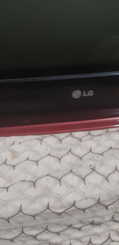 LG tv 20 inch HD 2