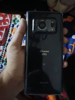 Sharp Aquos R6