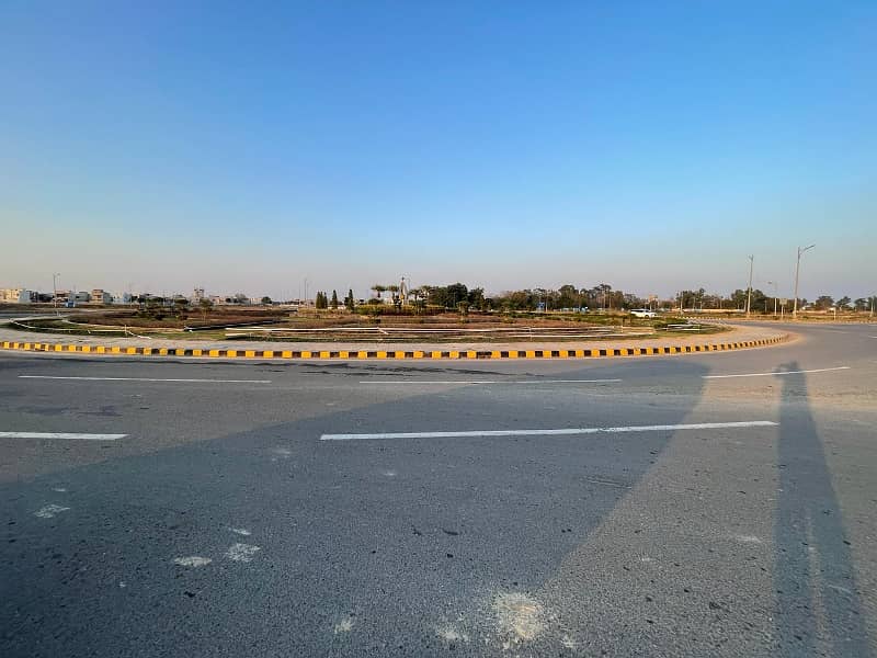 1 Kanal Excellent location Plot For sale in L-Block DHA Phase 9 Prism Direct Owner Meeting 5