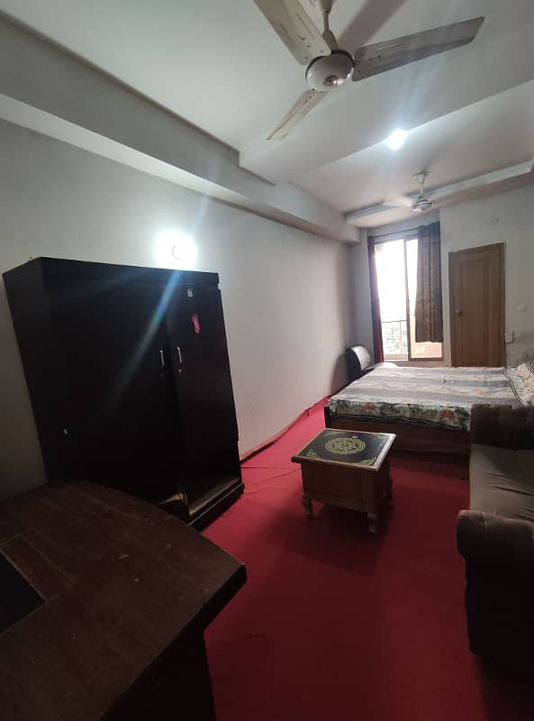 E-11 daily basis and weekly studio flat Full Furnished Apartment available for rent in E-11 Islamabad 2