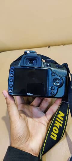 Nikon D3200 with 18-55mm Lens