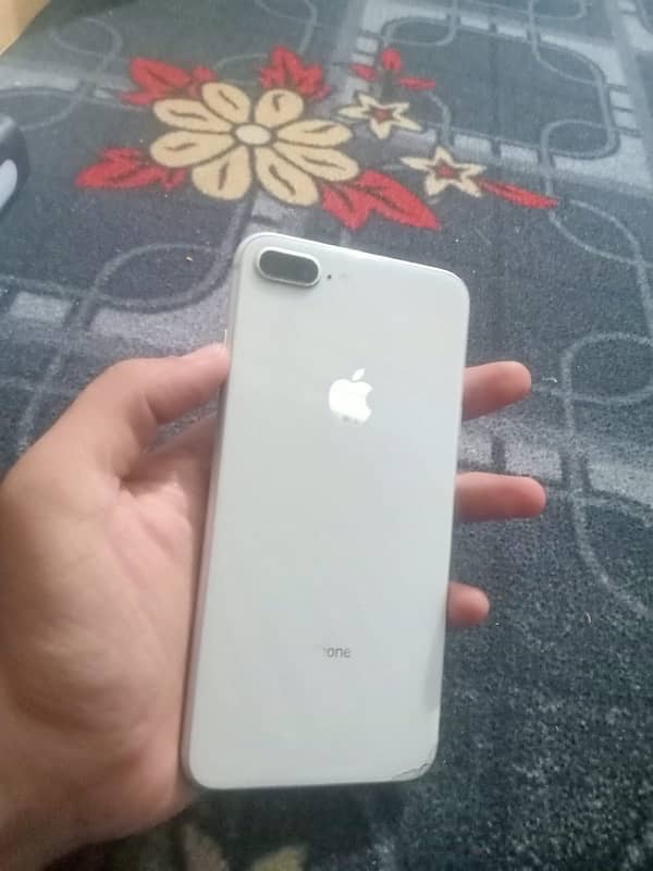 iPhone 8 plus JV 64 GB 1