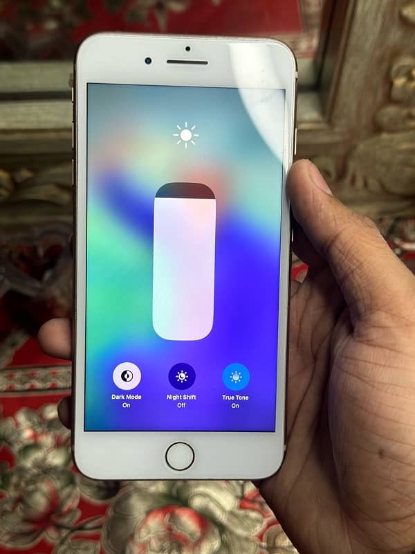 I AM SALING IPHONE 8plus 10 BY 10 CONDATION FECTORY UNLOCK URGENT SALE 3