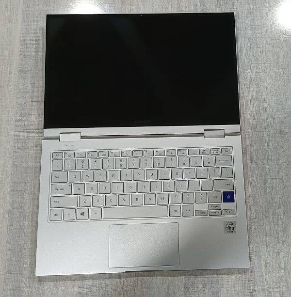 Samsung Book Flex Alpha NP730QCJI  FHD QLED Touchscreen 360 2