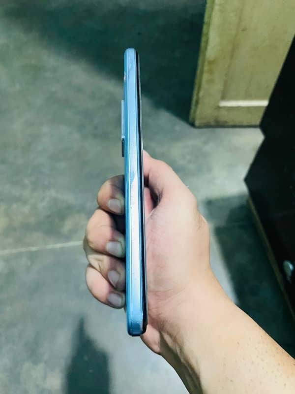 vivo y33s with box 6