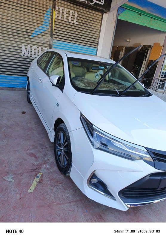 Toyota Altis Grande 2017 4