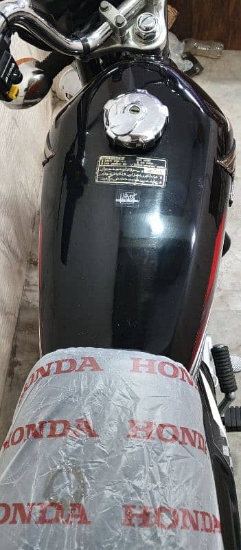 Honda CG 125 2024 model Karachi num 03278228900 8