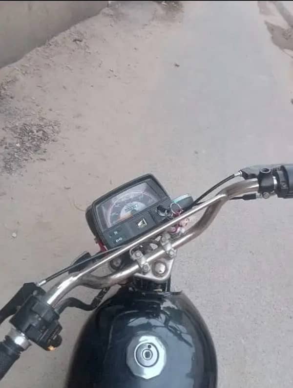 bike Sari restore hoi ha koi kam nai  ( dhoom ) 6