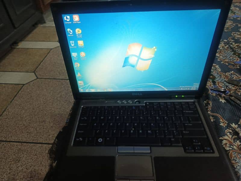 Laptop Dell Intel(R) core2 duo t7100 Read add 3