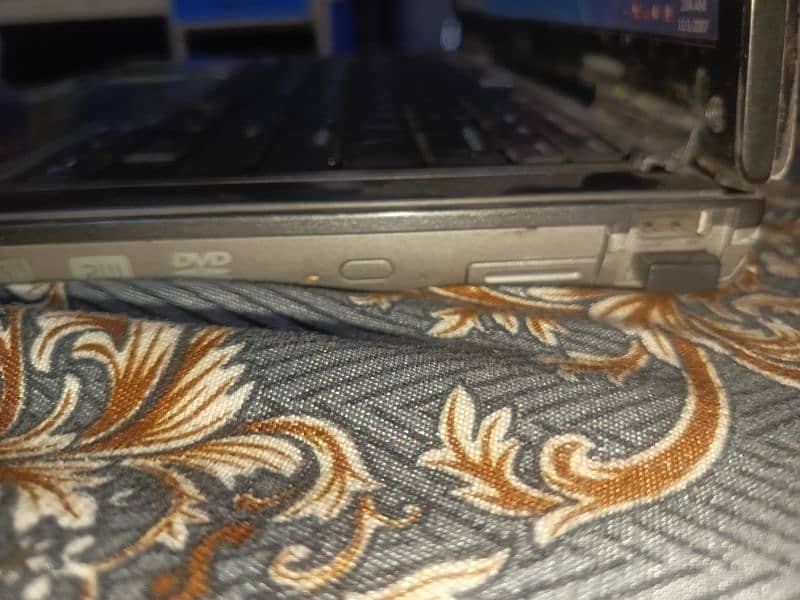 Laptop Dell Intel(R) core2 duo t7100 Read add 7