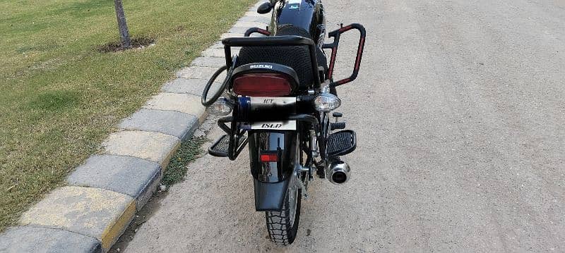 Suzuki GS 150 se brand new just like new bike 5