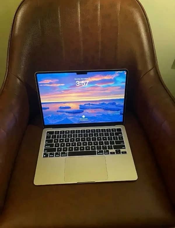 macbook air m3 brand new 1