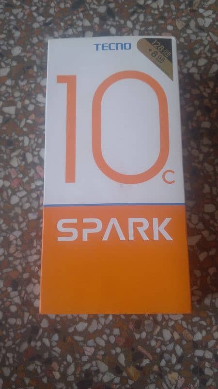 Tecno spark 10c best condition 4+4. ram 128rom 8