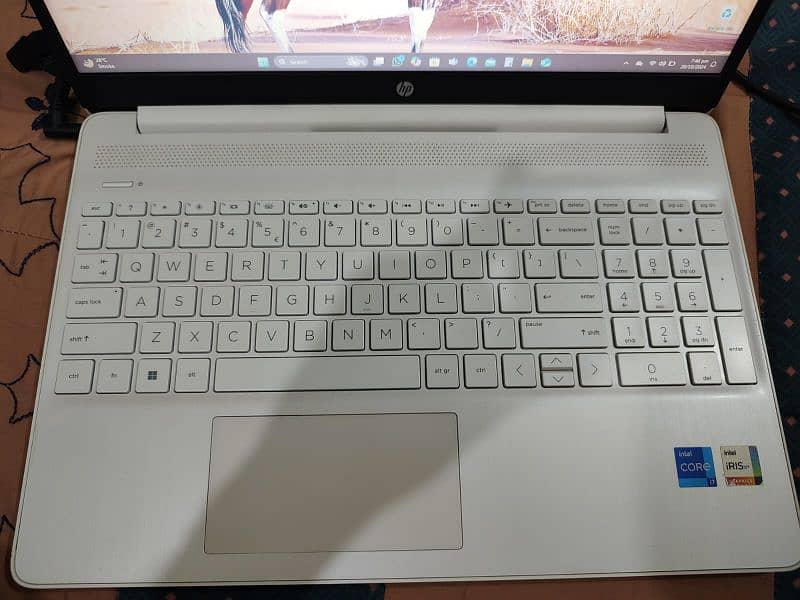 Laptop HP 12th Gen core i7 1255U 4