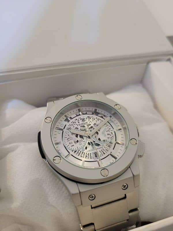 Hublot watch for sale. Men's watch 3