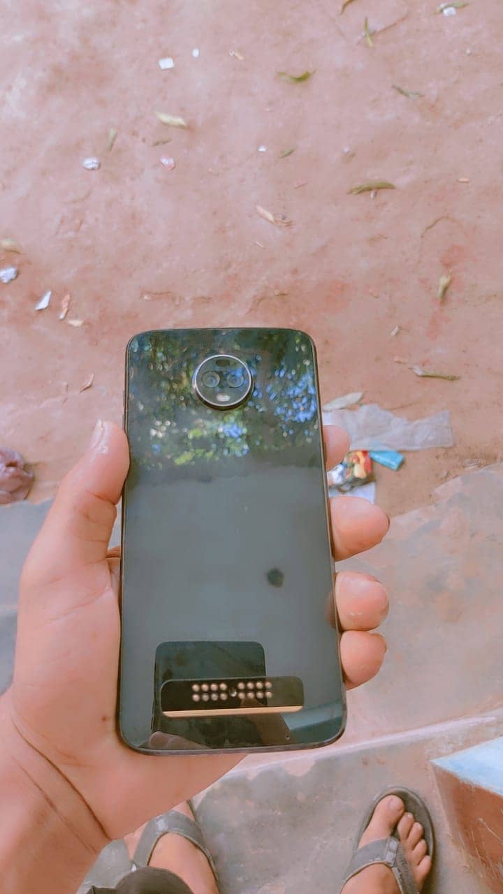 Moto z3 0