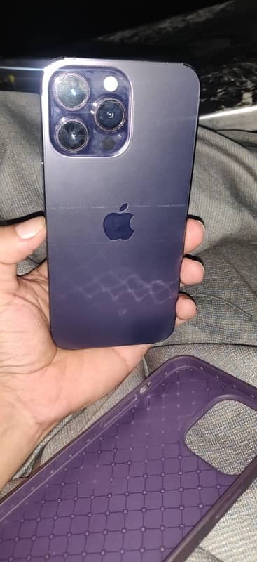 Apple I phone 14 pro max 8