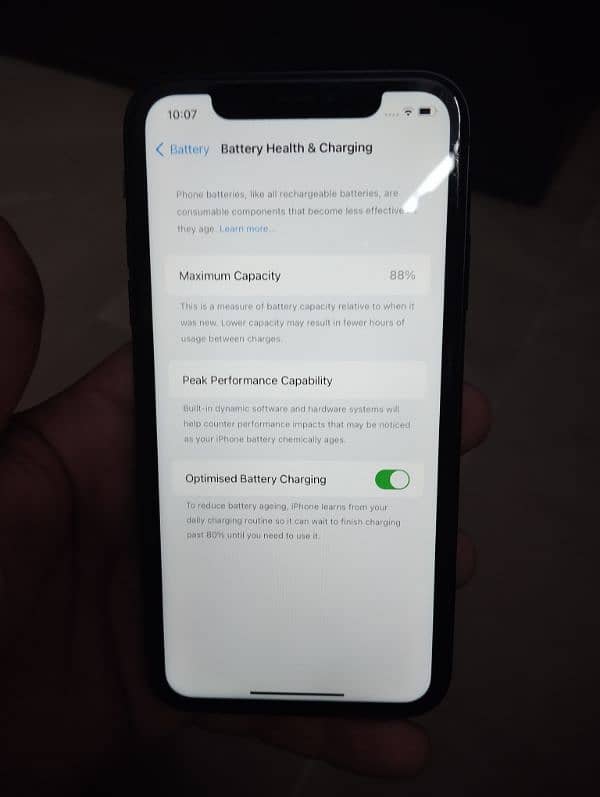 iPhone 11 64 gb Factory Unlocked Water pack Non PTA 7