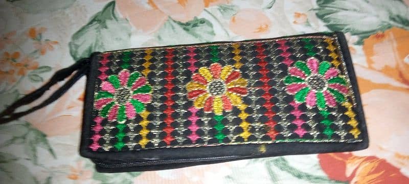 Purse/ Wallets 16