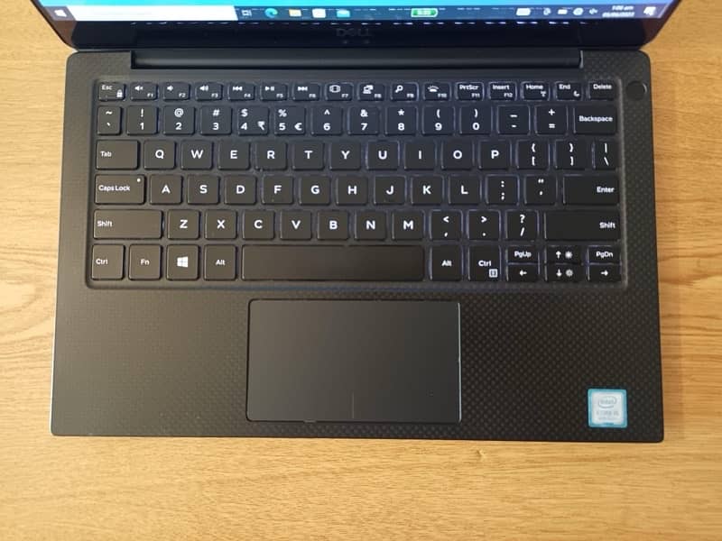 DELL XPS 13 (9370) Core i5 8th Generation (512gb NVME SSD) 4