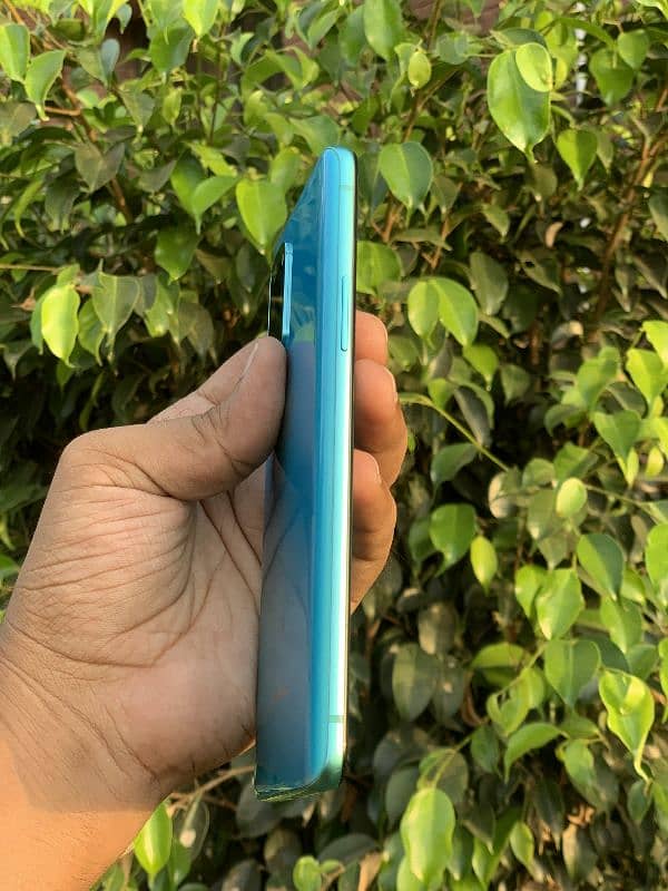 OnePlus 8T 5G 12/256Gb Dual Pta read full ad then contact Whatsapp 4