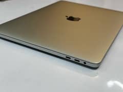 MacBook