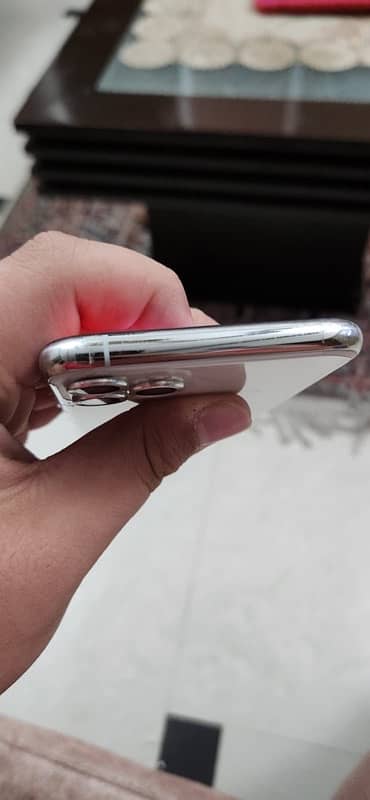 Iphone 11 pro pta approved 3