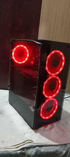 RGB GAMING PC 4