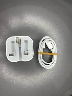 Iphone 14 pro max ka 100% Original Charger hy