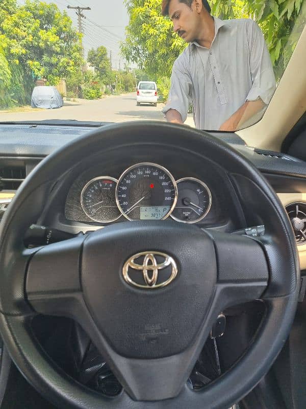 Toyota XLI 2019 Automatic 3