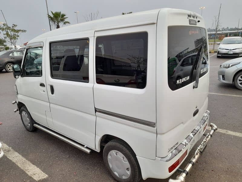 Mitsubishi Minicab Bravo 2018 5