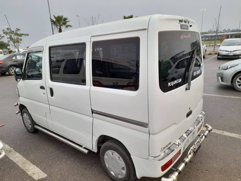 Mitsubishi Minicab Bravo 2018 8