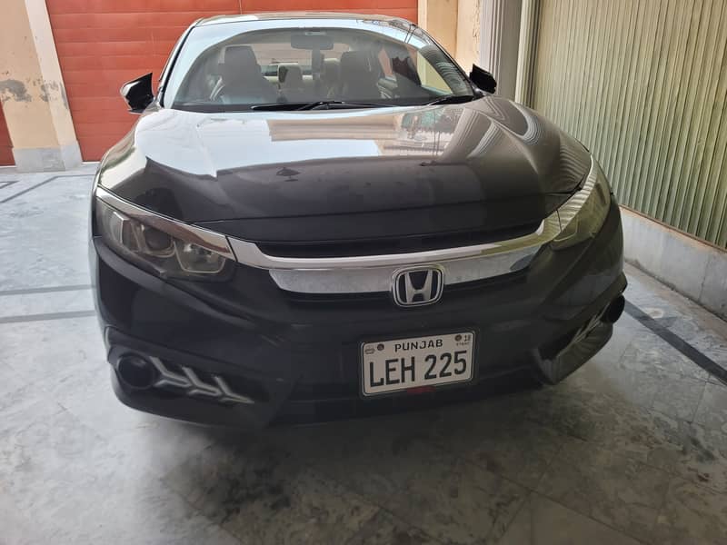 Honda Civic VTi Oriel Prosmatec 2018 UG red meter 18