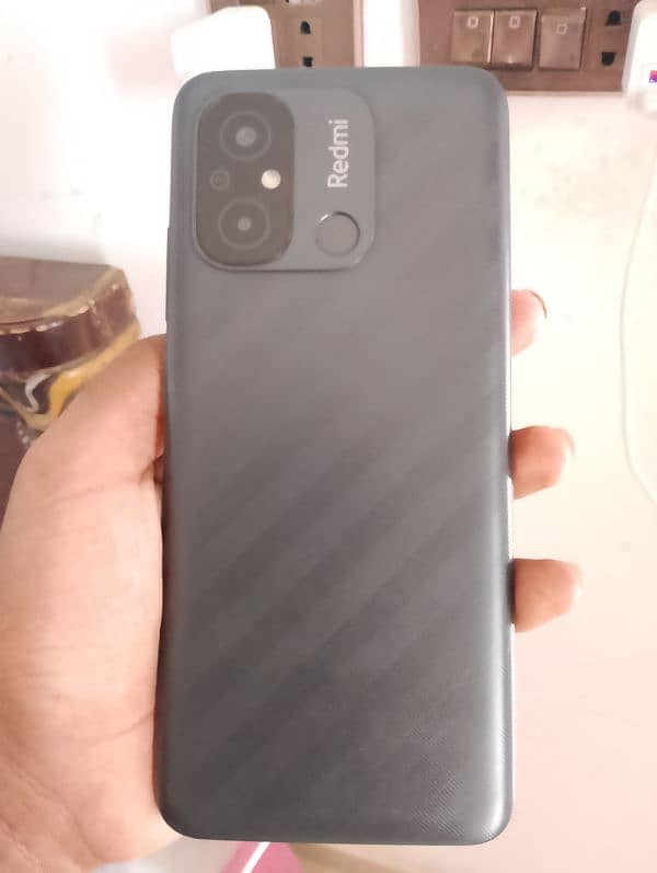 I'm selling Redmi Note 13C 3