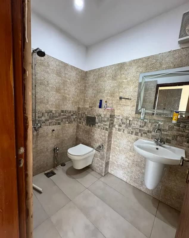 G-11/4 PHA D-Type Fully Renovated Flat For Sale 2