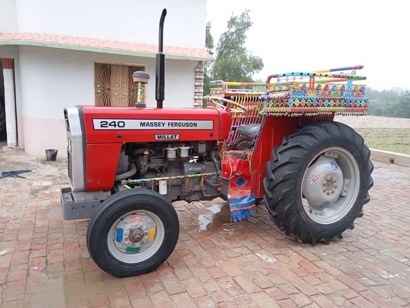 Massey Ferguson 240 Tractor For Sale Madel 2009 0