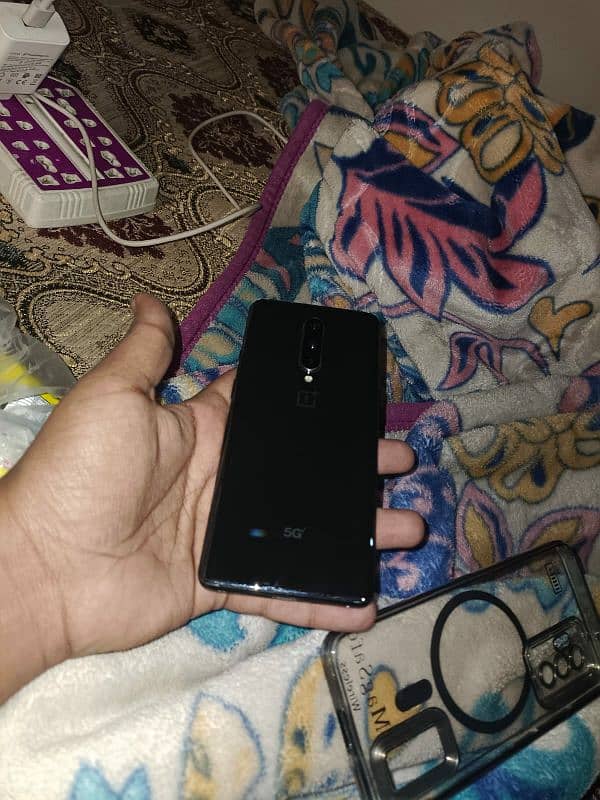 one plus 8 edge mai 8 128 4