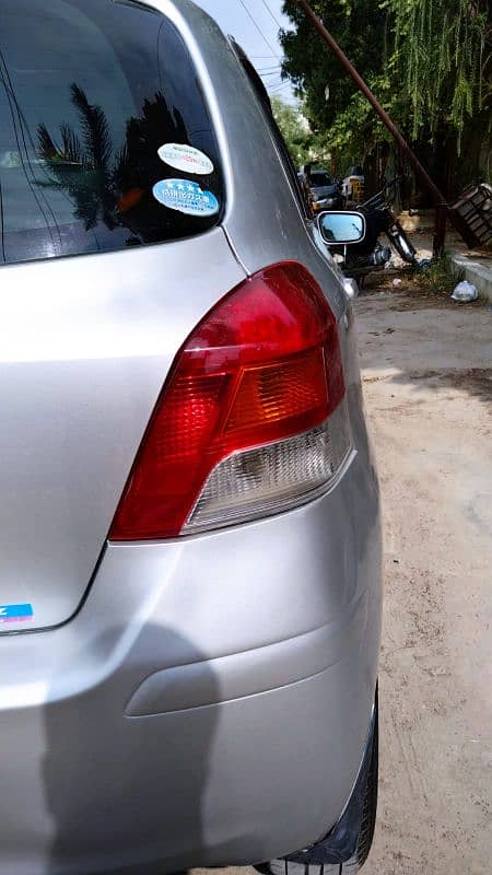 Toyota Vitz 2010 Full original 6