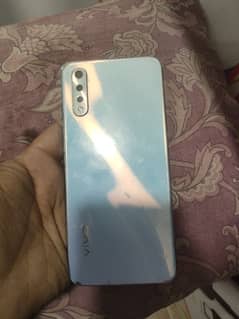 s1 vivo 4/128 good candtion total janven hai koi msla ni na khula h