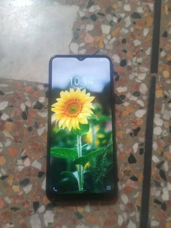 Infinix hot8lite 2/32 0