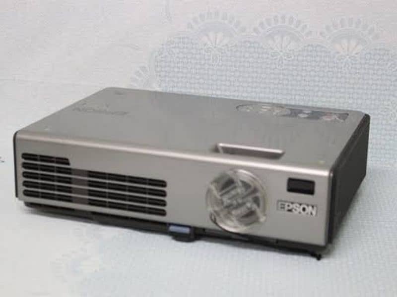 Epson projector & Accessories iiii 0