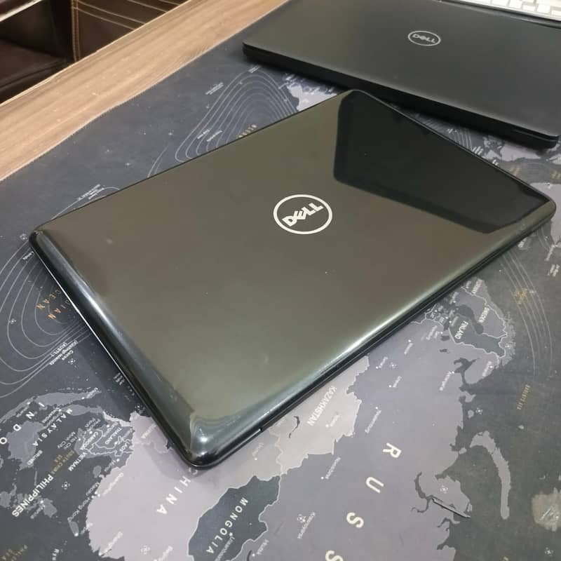 Dell Inspiron 15 5567 Core i7 7th Gen 8GB Ram 256GB SSD 4GB AMD Radeo 18