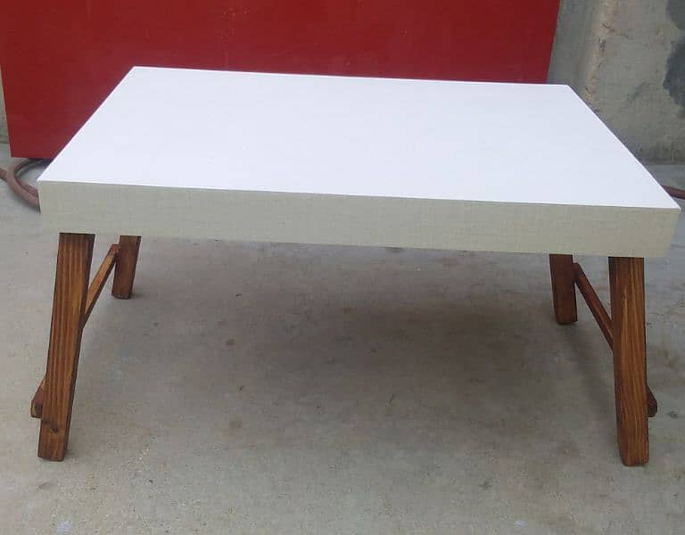 Folding table 0