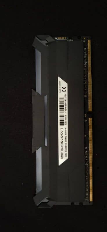 Corsair DDR 4 Gaming RAMs 3