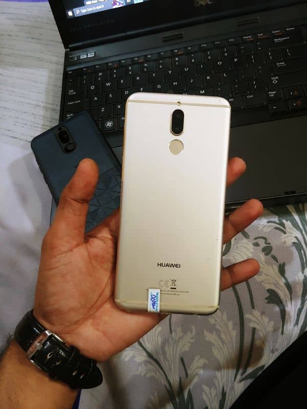 Huawei Mate 10 lite 1