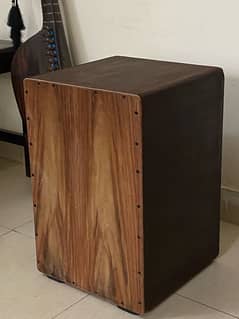 cajon/ clapbox/ beatbox